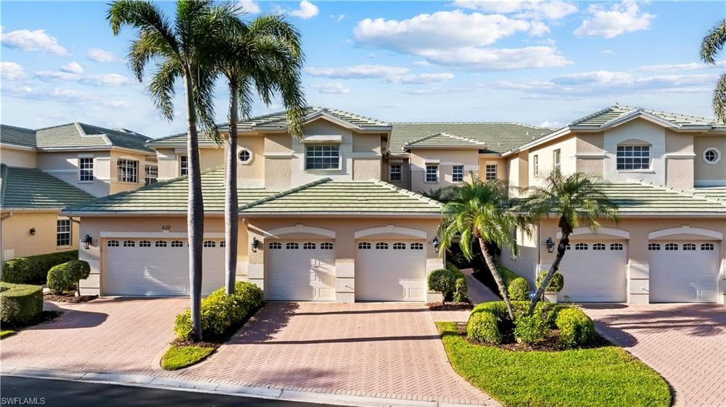 600 Vintage Reserve LN 22A NAPLES, FL 34119