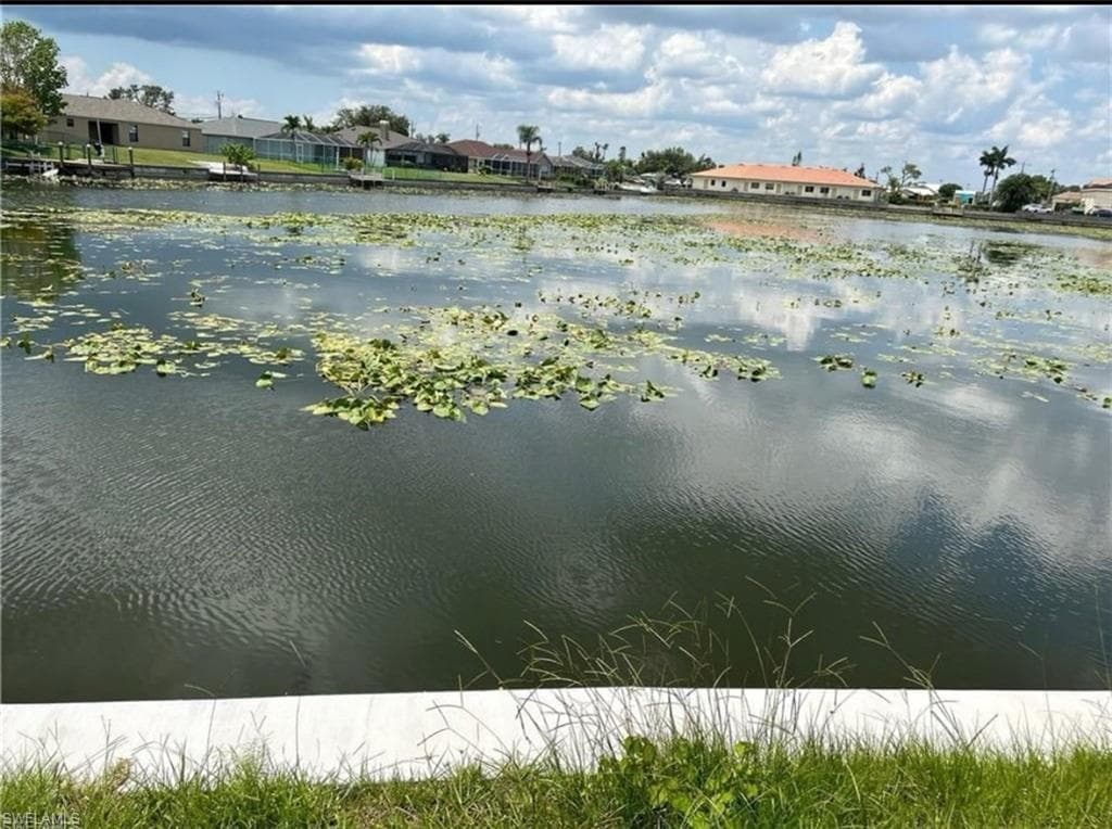 124 SE 15th PL CAPE CORAL, FL 33990
