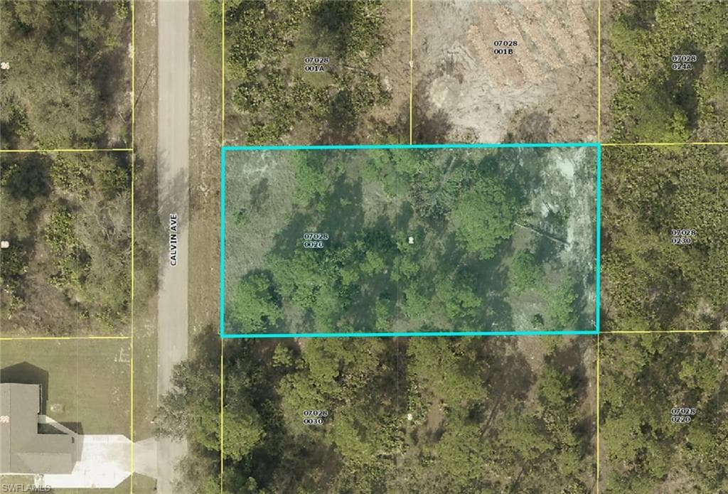 1420 Calvin AVE LEHIGH ACRES, FL 33972