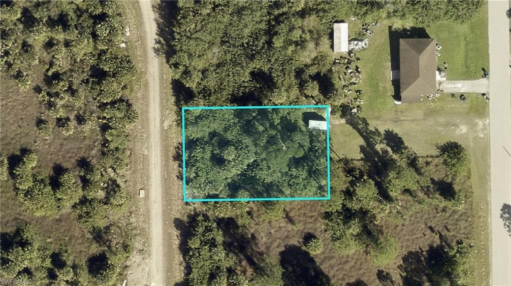 1251 Cavalier CIR LEHIGH ACRES, FL 33974