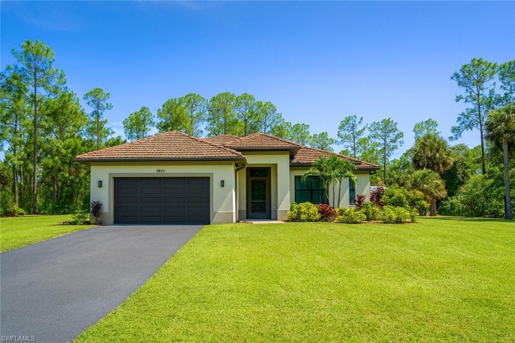 3842 4th AVE NE NAPLES, FL 34120