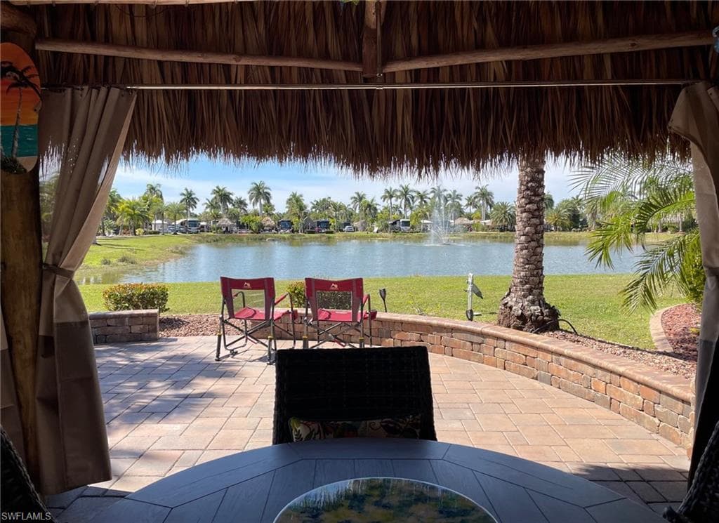 5301 Cypress Trail Resort CIR FORT MYERS, FL 33905