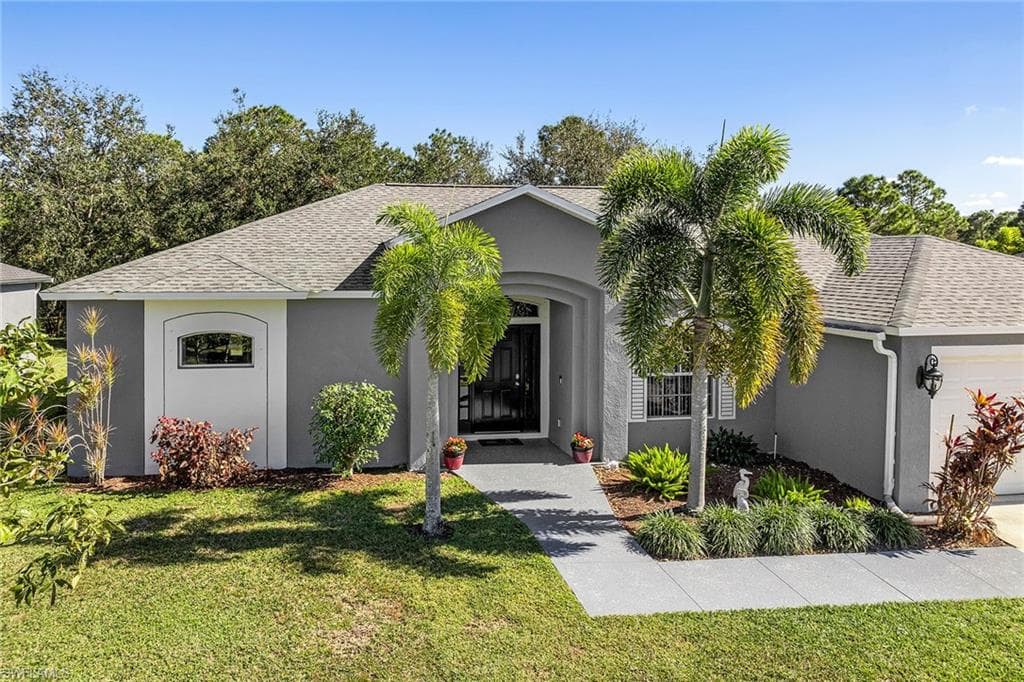 2612 Nature Pointe LOOP FORT MYERS, FL 33905