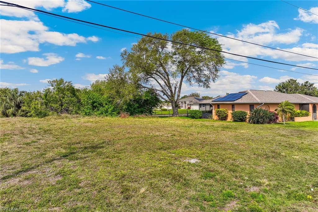 224 SE 23rd PL CAPE CORAL, FL 33990