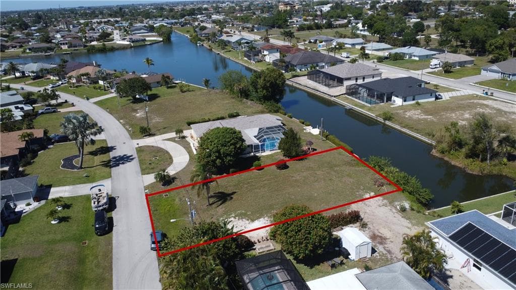 1907 NE 5th TER CAPE CORAL, FL 33909