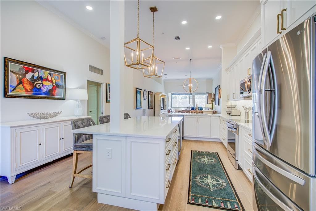11061 Corsia Trieste WAY 203 BONITA SPRINGS, FL 34135