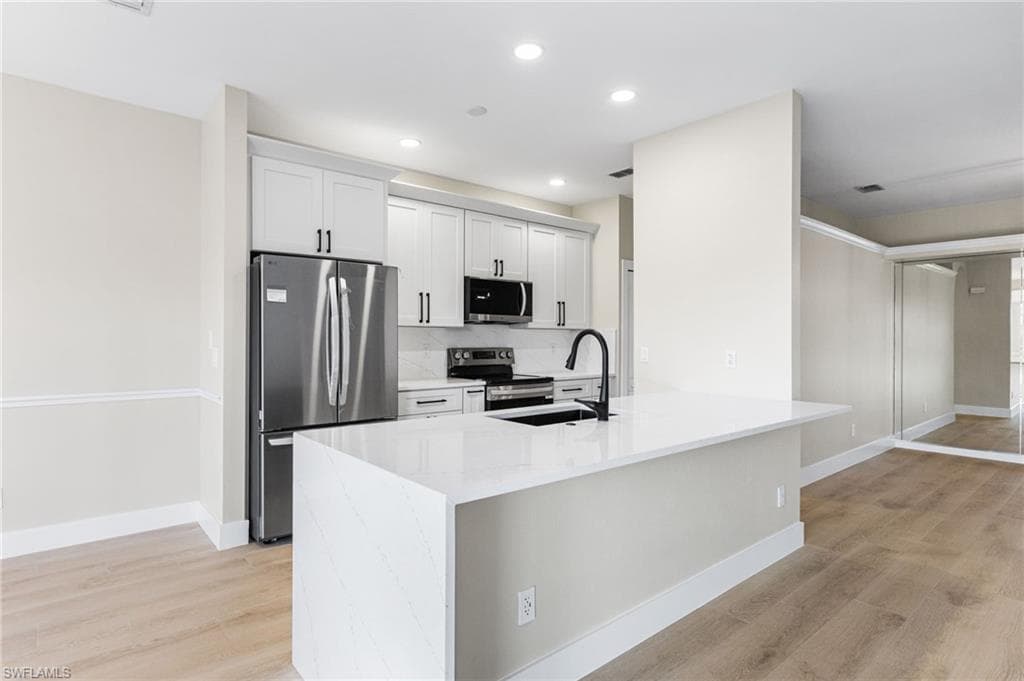 8638 Manderston CT FORT MYERS, FL 33912