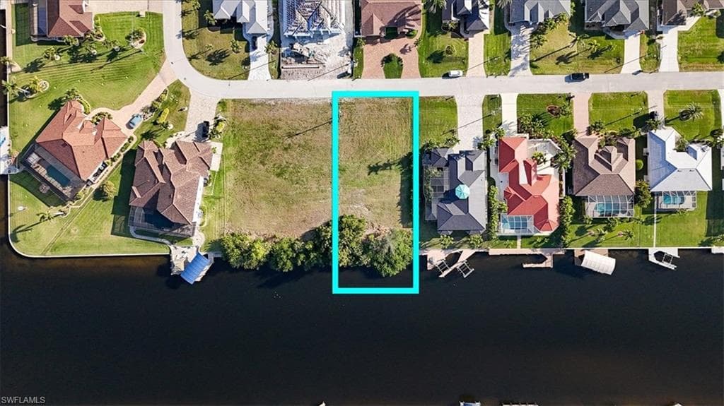 2617 SW 47th TER CAPE CORAL, FL 33914