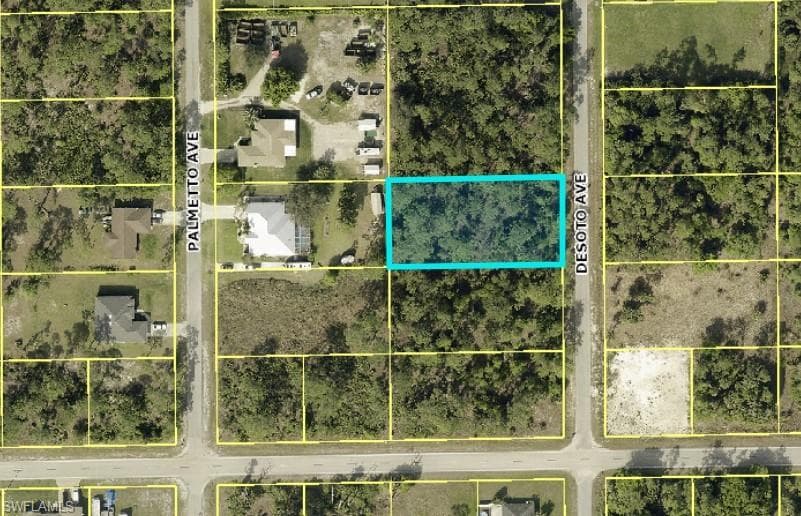 1005 Desoto AVE LEHIGH ACRES, FL 33972