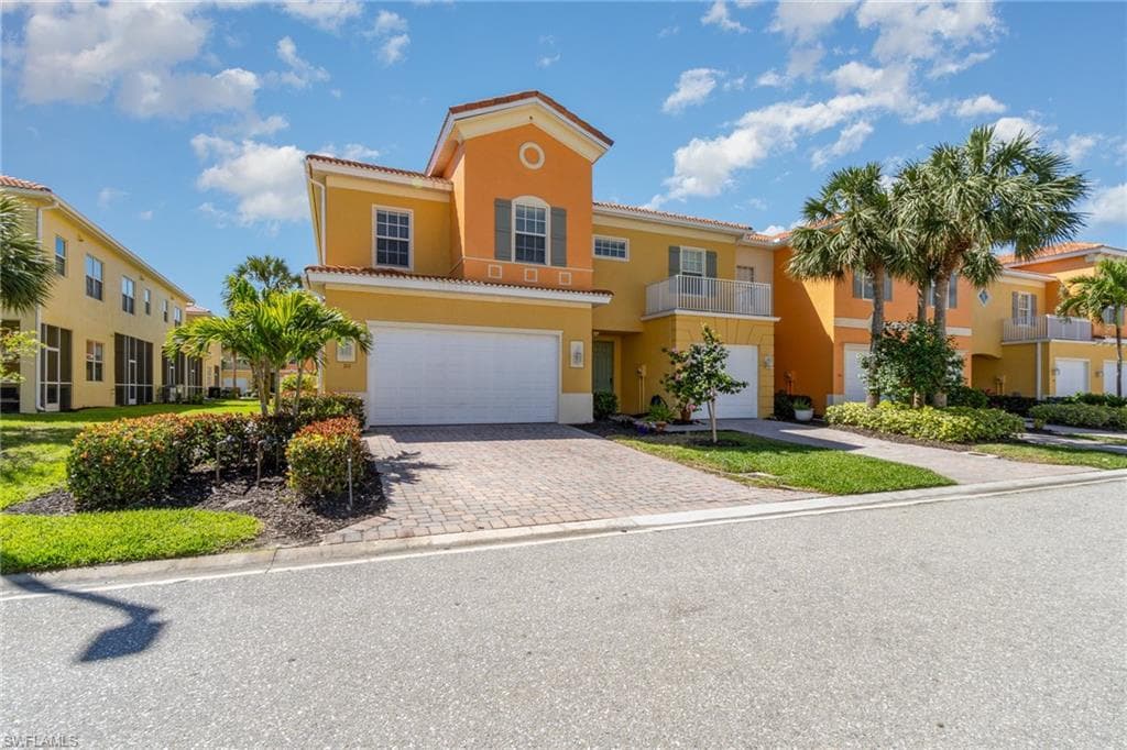 9803 Bodego WAY 101 FORT MYERS, FL 33908