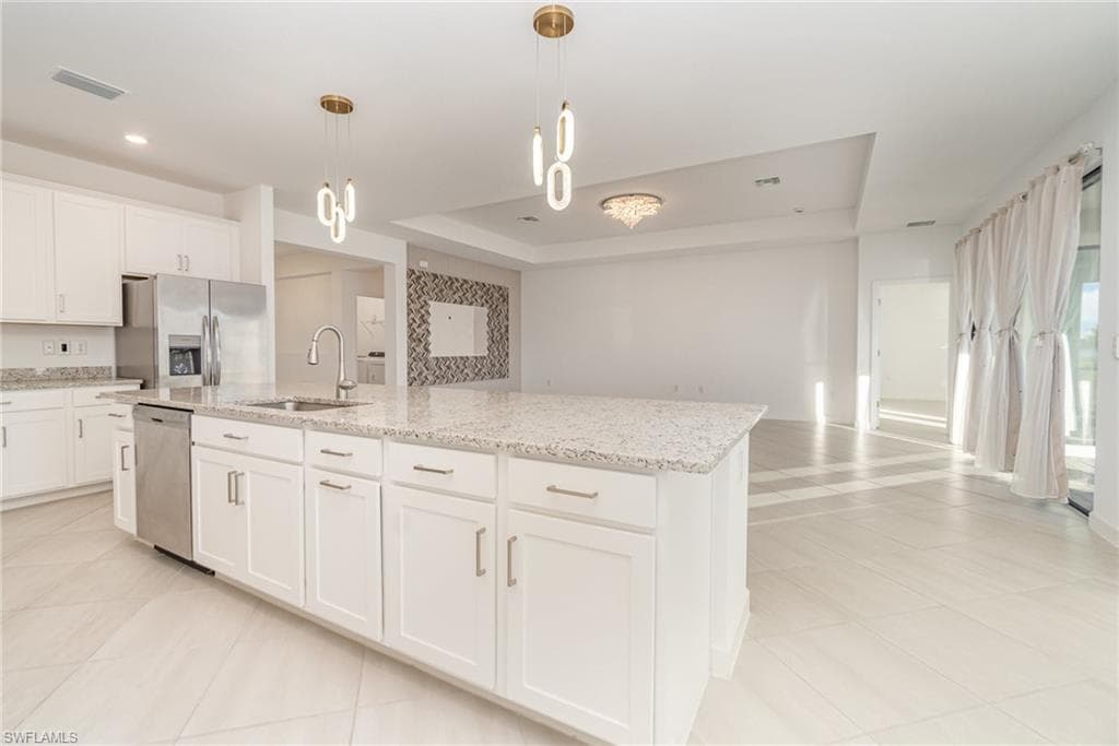 11127 Canopy LOOP FORT MYERS, FL 33913