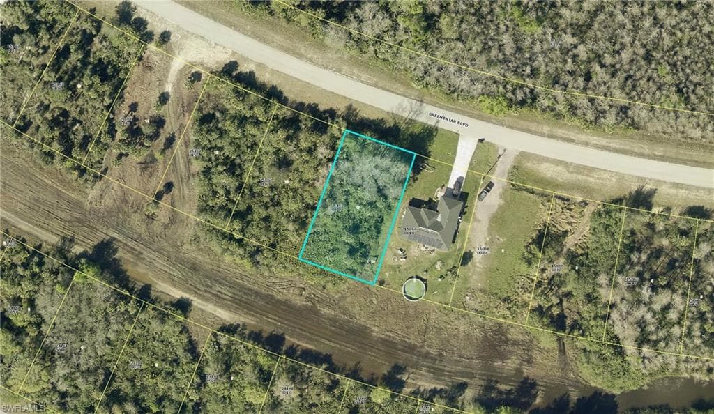 459 Greenbriar BLVD LEHIGH ACRES, FL 33972