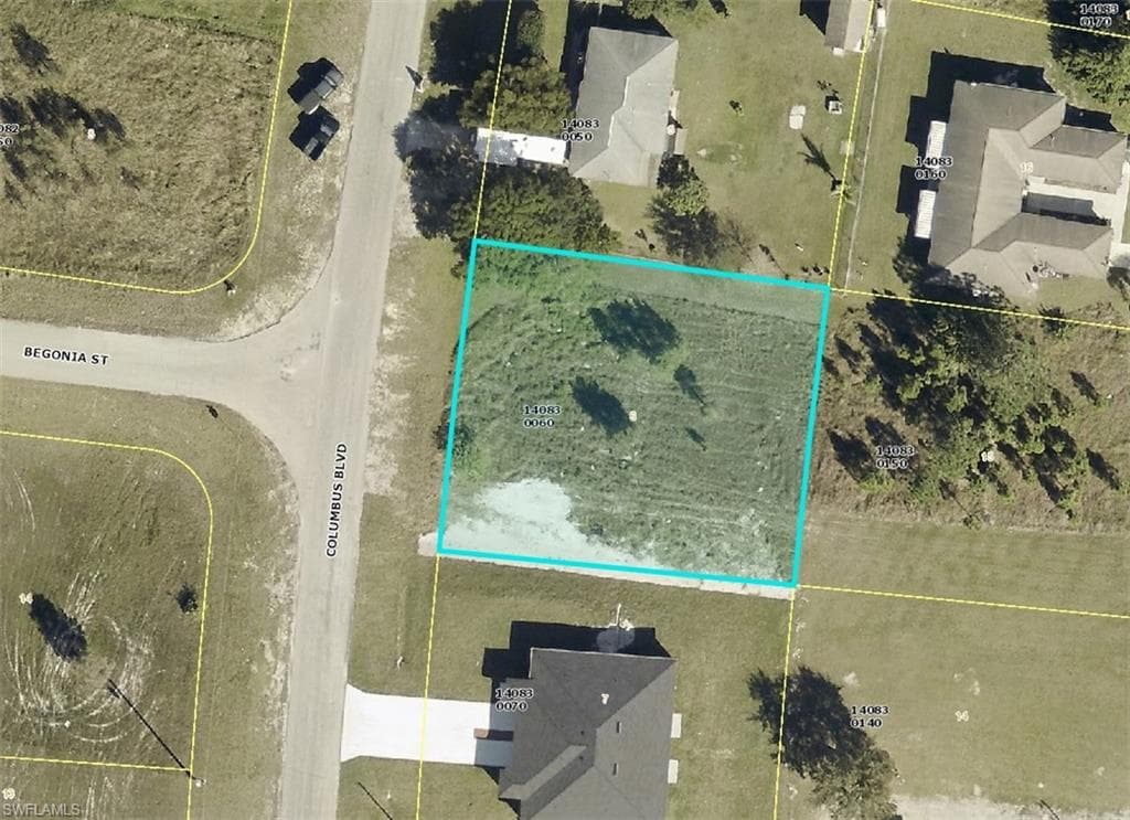 1253 Columbus BLVD FORT MYERS, FL 33913