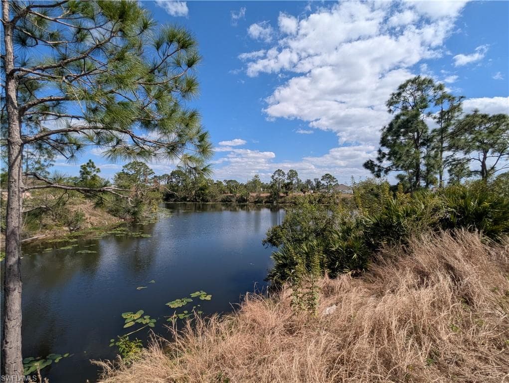 4401 NE 22nd AVE CAPE CORAL, FL 33909
