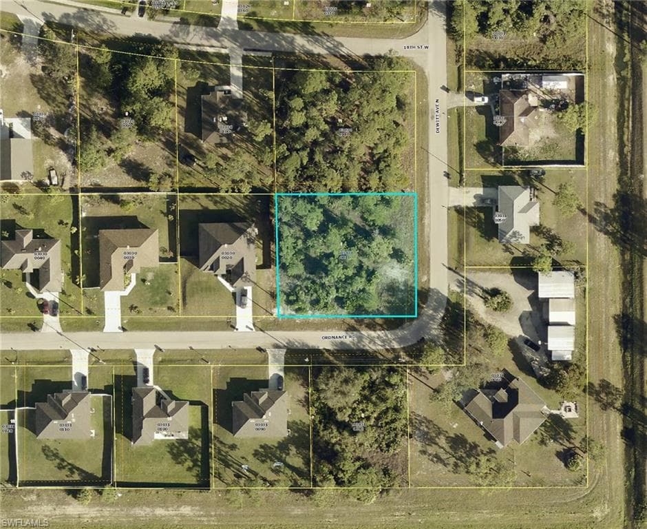 1701 N Dewitt AVE LEHIGH ACRES, FL 33971
