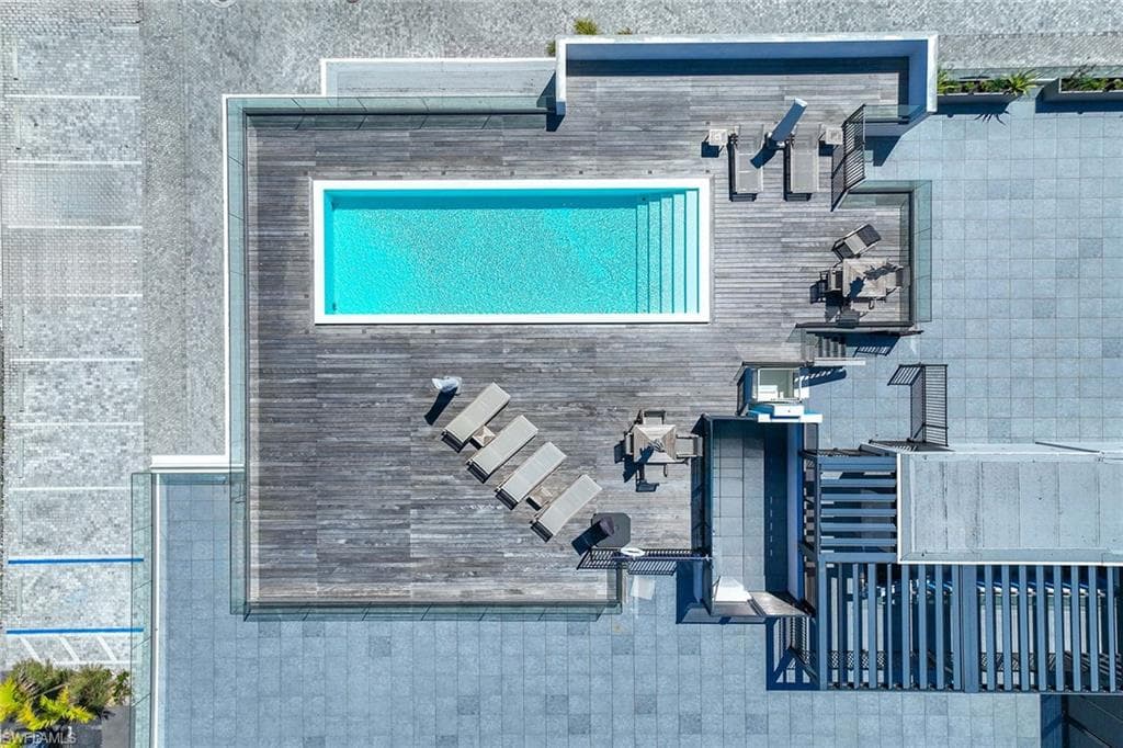 1165 8th ST S 201 NAPLES, FL 34102