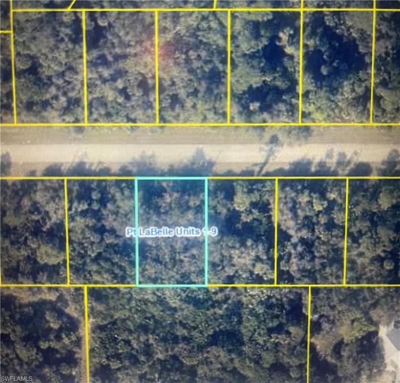 8021 Windswept CIR LABELLE, FL 33935