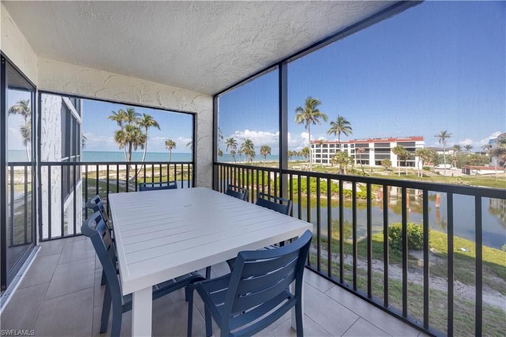 2445 W Gulf DR 21E SANIBEL, FL 33957