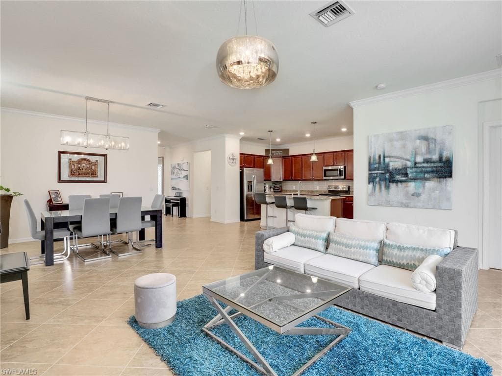 4212 Raffia Palm CIR NAPLES, FL 34119