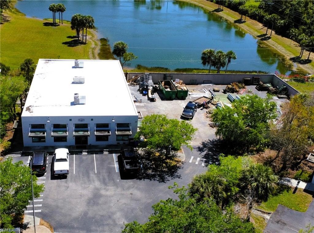 9230 Brookwood CT BONITA SPRINGS, FL 34135