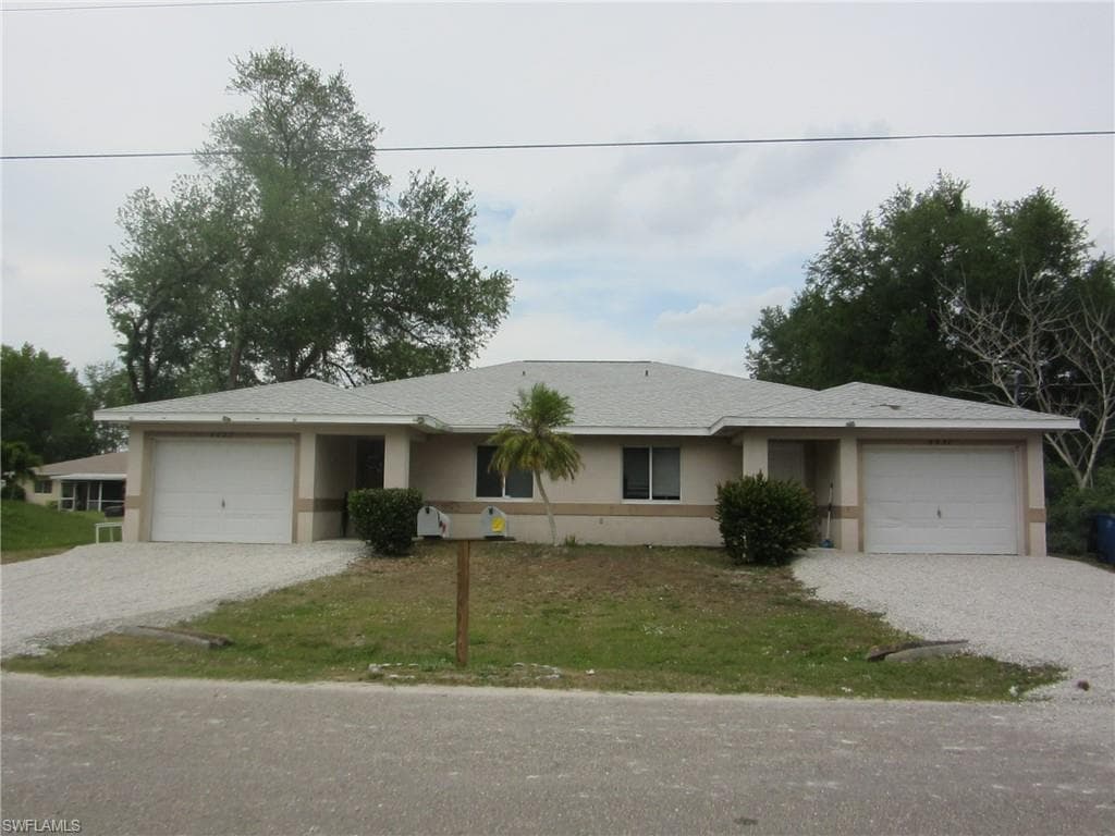 4628/4630 30th ST SW LEHIGH ACRES, FL 33973