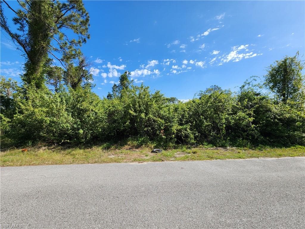 4738 26th ST SW LEHIGH ACRES, FL 33973