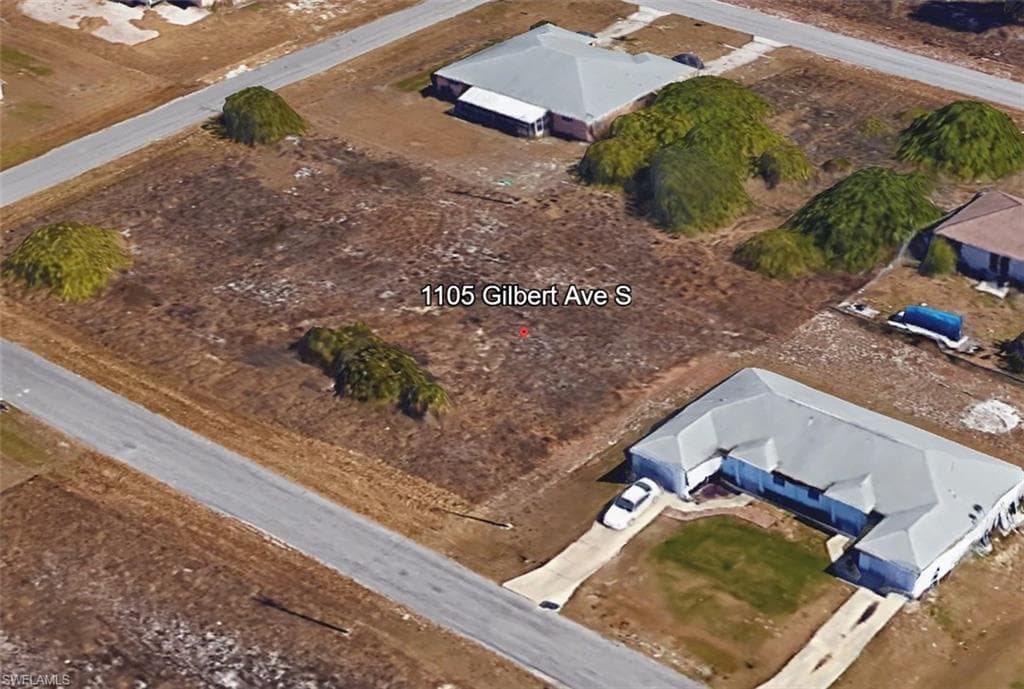 1105-1107 Gilbert AVE S LEHIGH ACRES, FL 33973