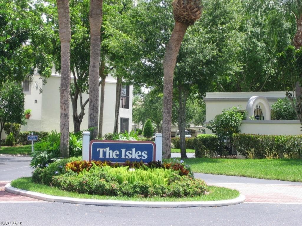9615 Halyards CT 12 FORT MYERS, FL 33919