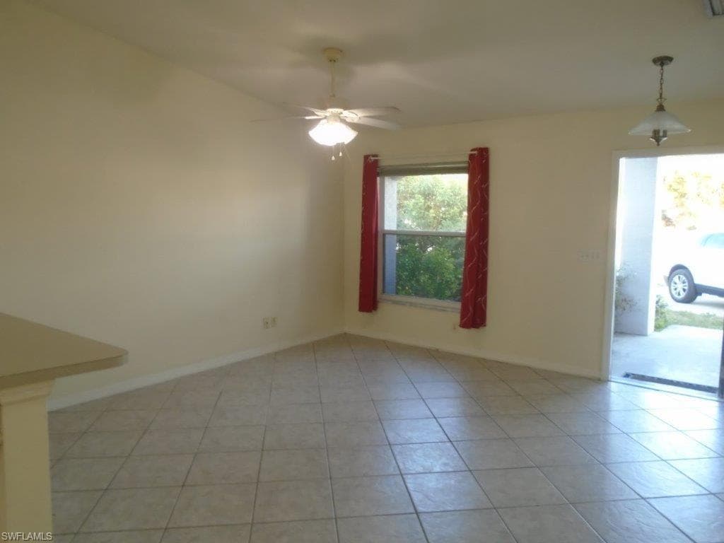 1434 SE 24th AVE CAPE CORAL, FL 33990