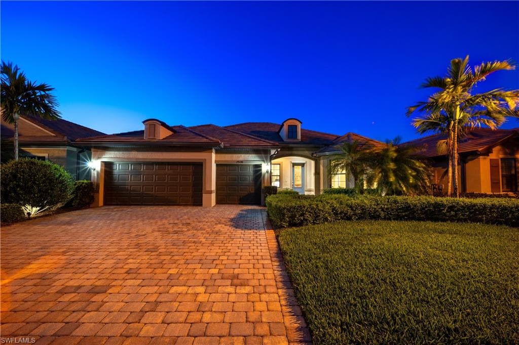 7530 Geranium WAY NAPLES, FL 34114