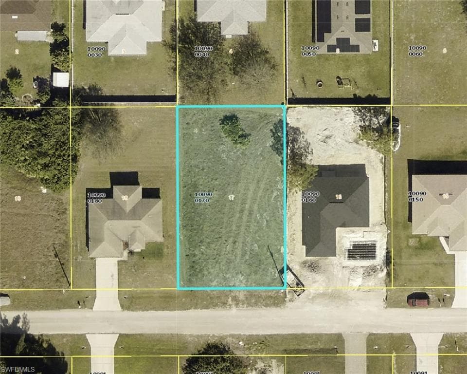 3812 21st ST SW LEHIGH ACRES, FL 33976