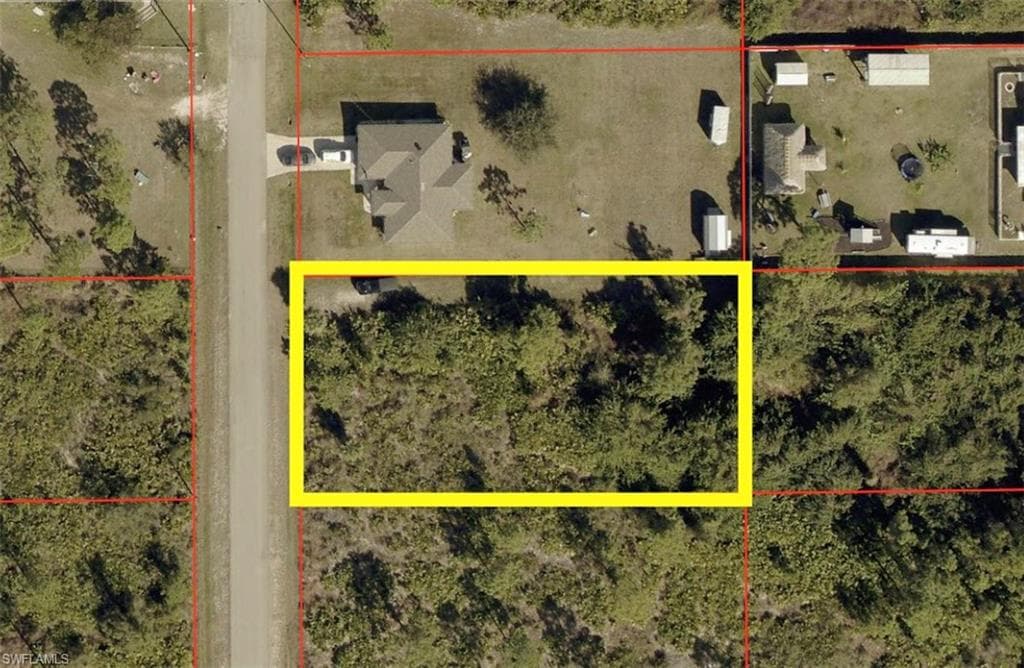 1010 Wagner AVE LEHIGH ACRES, FL 33972