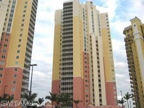 2745 1st ST 404 FORT MYERS, FL 33916