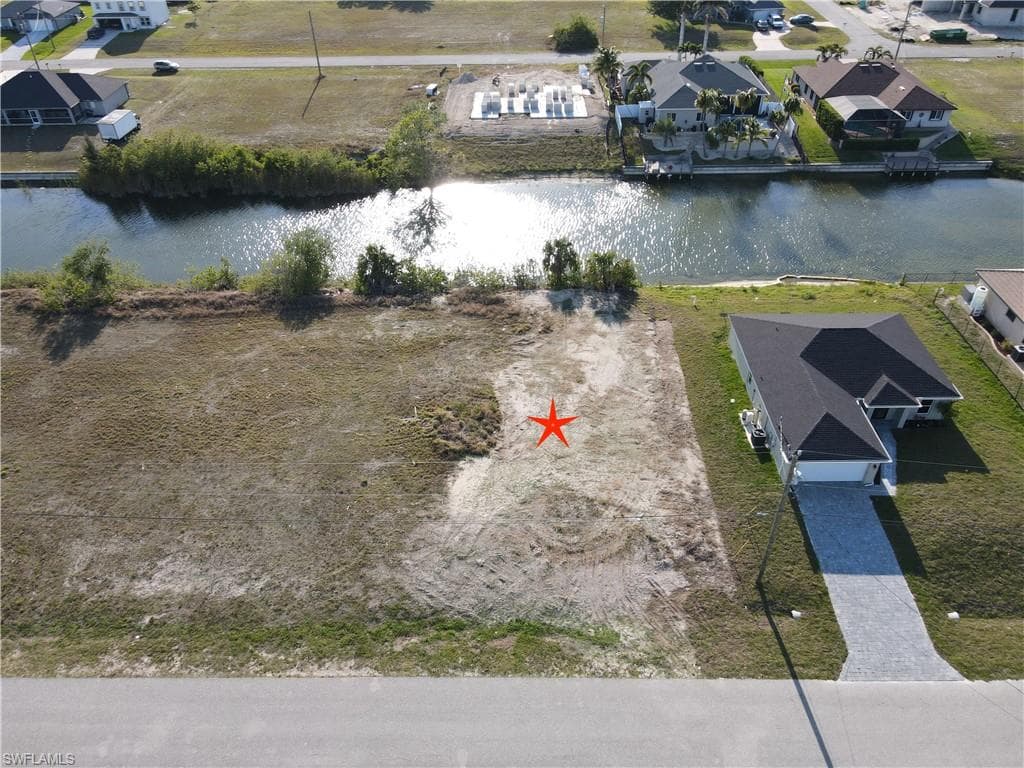 2124 NW 6th PL CAPE CORAL, FL 33993