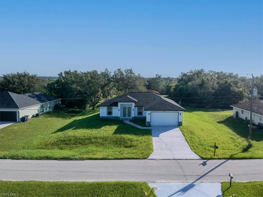 3005 20th ST W LEHIGH ACRES, FL 33971