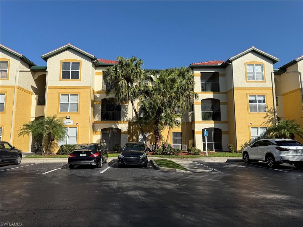 11490 Villa Grand 223 FORT MYERS, FL 33913