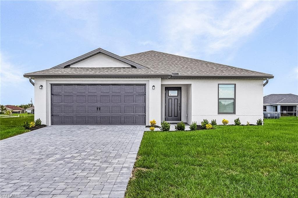 824 Gen D Macarthur AVE LABELLE, FL 33935