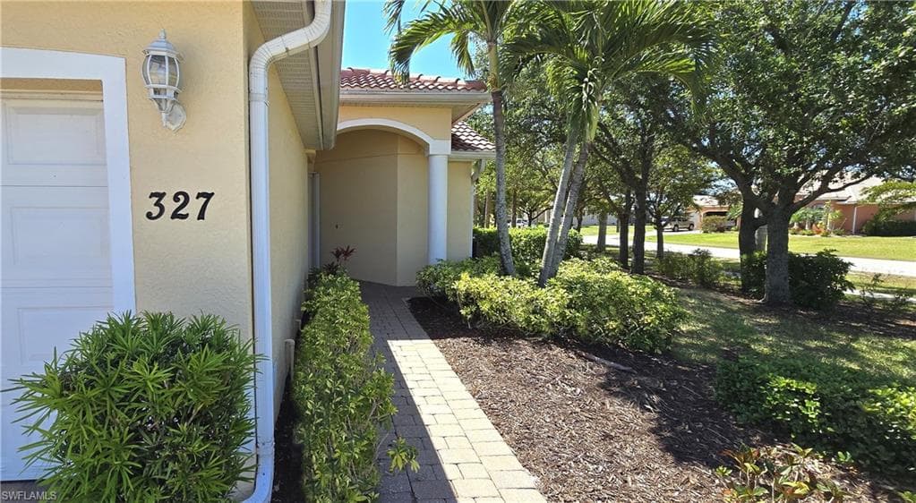 327 Monaco DR 12 PUNTA GORDA, FL 33950