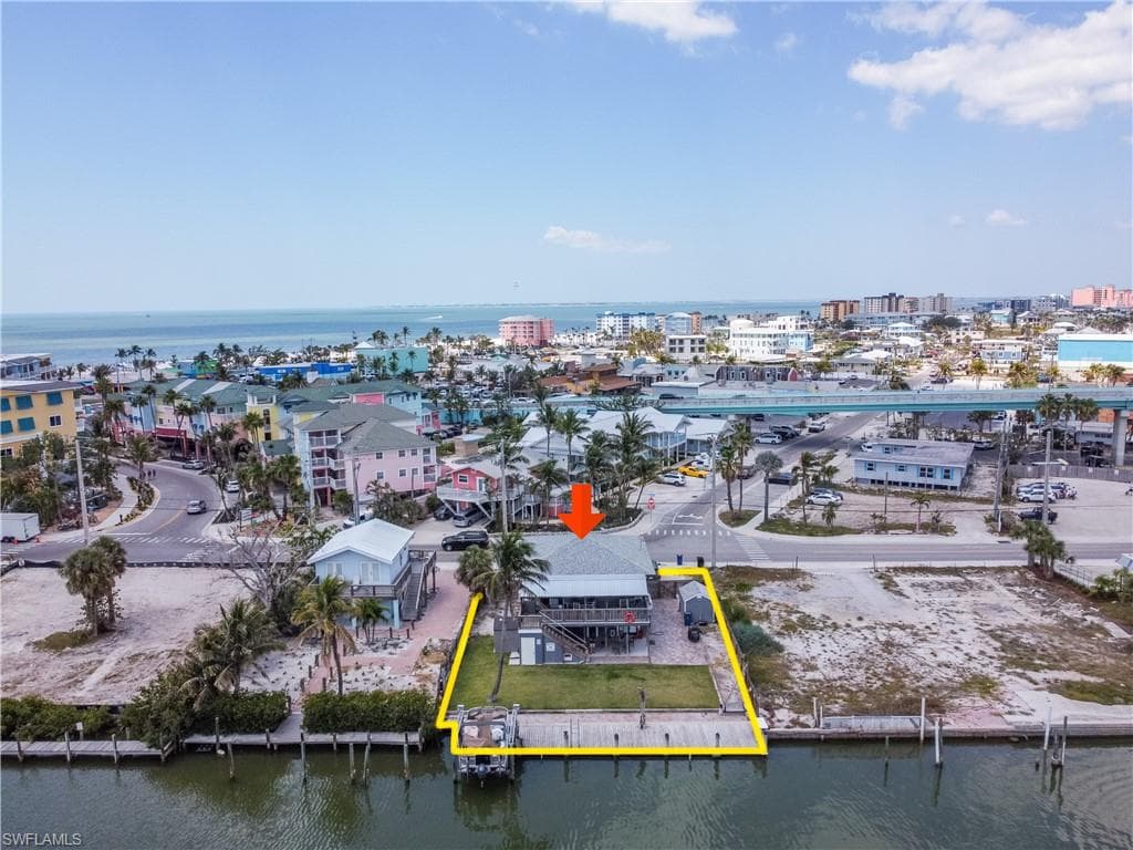 340 Crescent ST FORT MYERS BEACH, FL 33931
