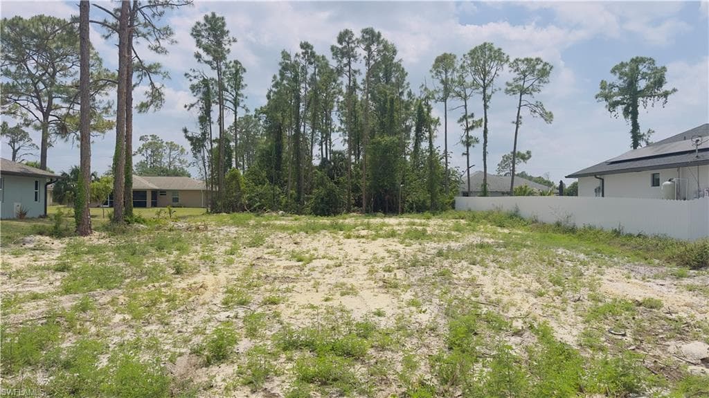 3111 20th ST W LEHIGH ACRES, FL 33971