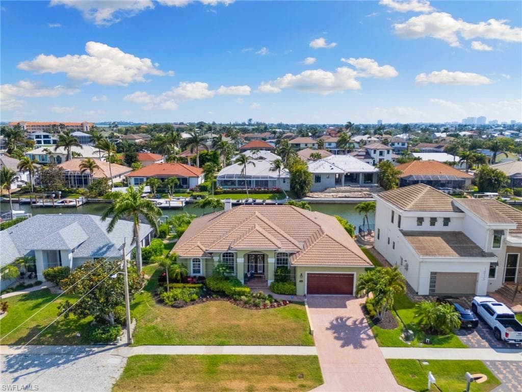 1821 Woodbine CT MARCO ISLAND, FL 34145