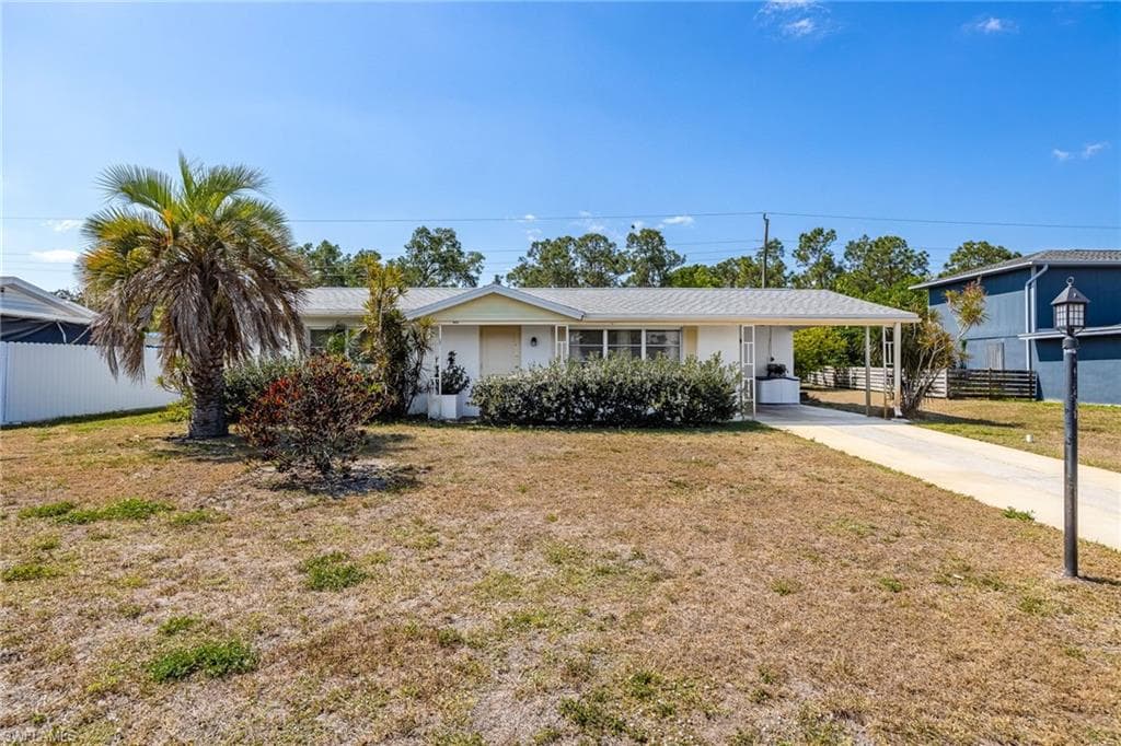 1216 Dunndale ST LEHIGH ACRES, FL 33936
