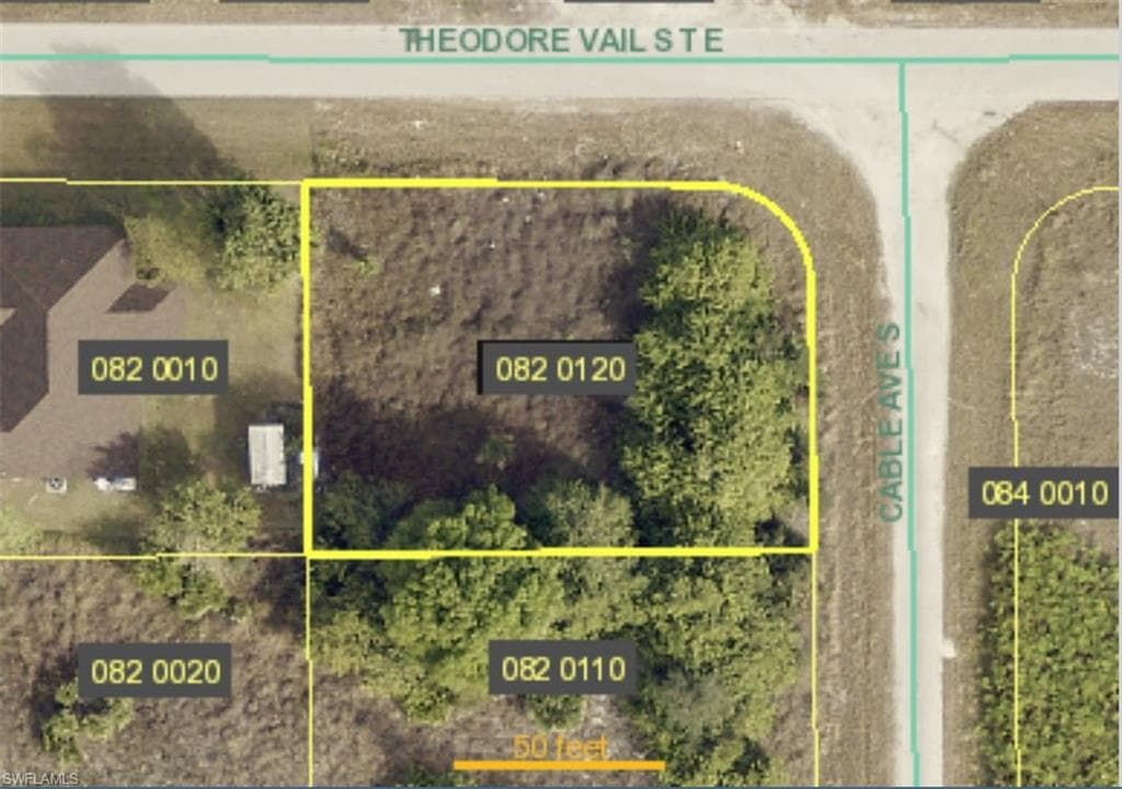 504 Cable AVE S LEHIGH ACRES, FL 33974