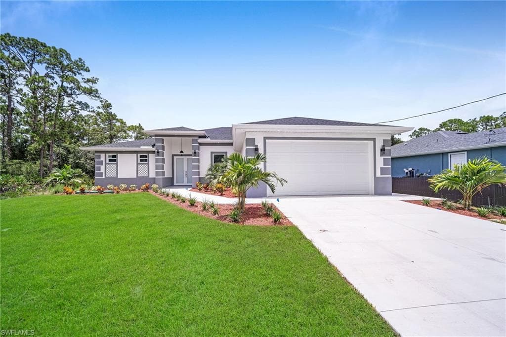 1114 leroy AVE LEHIGH ACRES, FL 33972