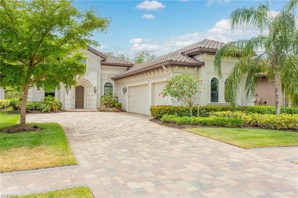 10992 Esteban DR FORT MYERS, FL 33912