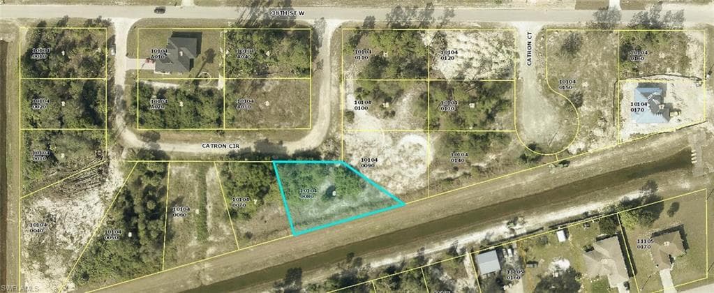 2517 Catron CIR LEHIGH ACRES, FL 33971