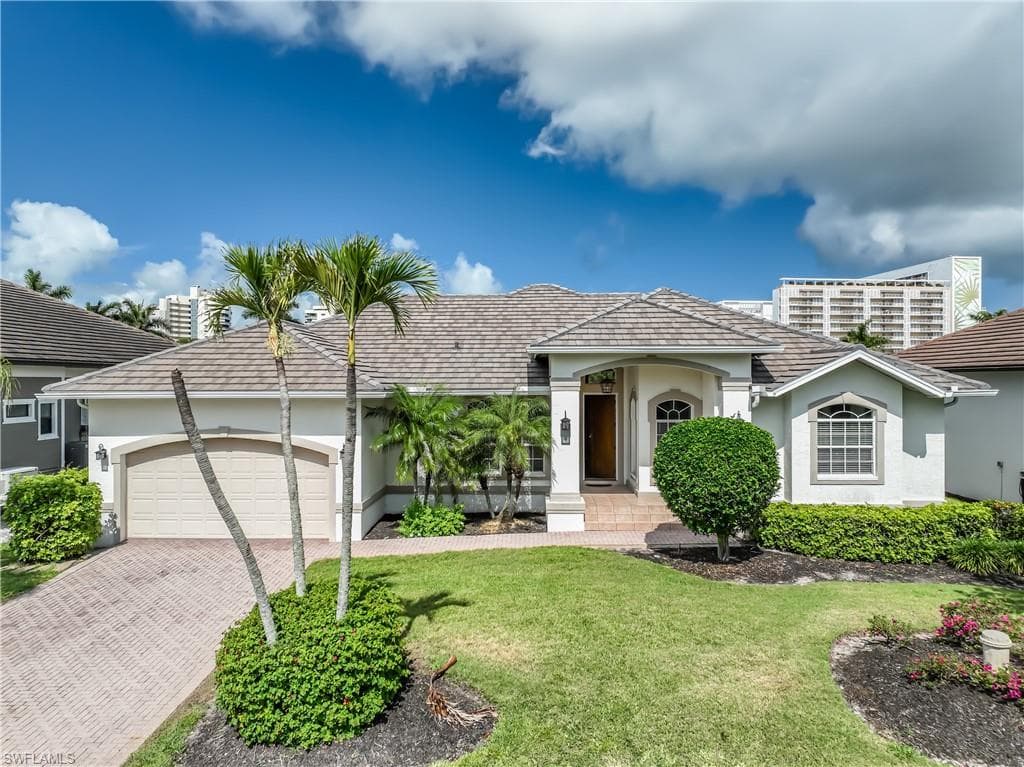 700 Wren ST MARCO ISLAND, FL 34145