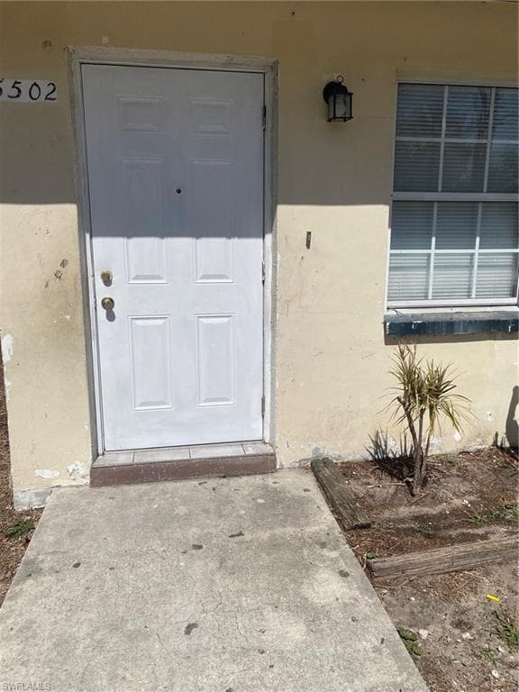 5502 10th AVE FORT MYERS, FL 33907