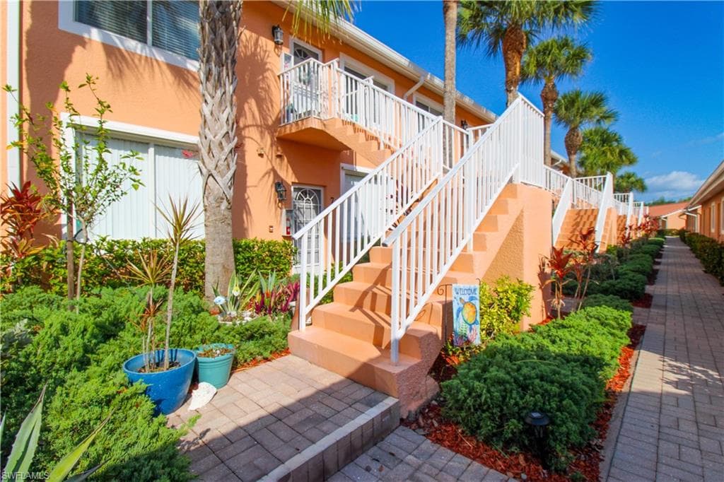 6810 Beach Resort DR 7 NAPLES, FL 34114