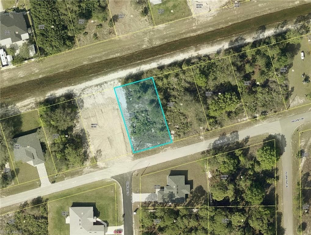 2706 Helen PL LEHIGH ACRES, FL 33971